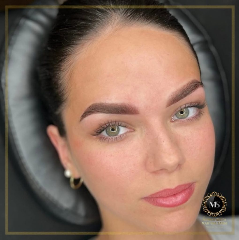 microshading donna sopracciglia